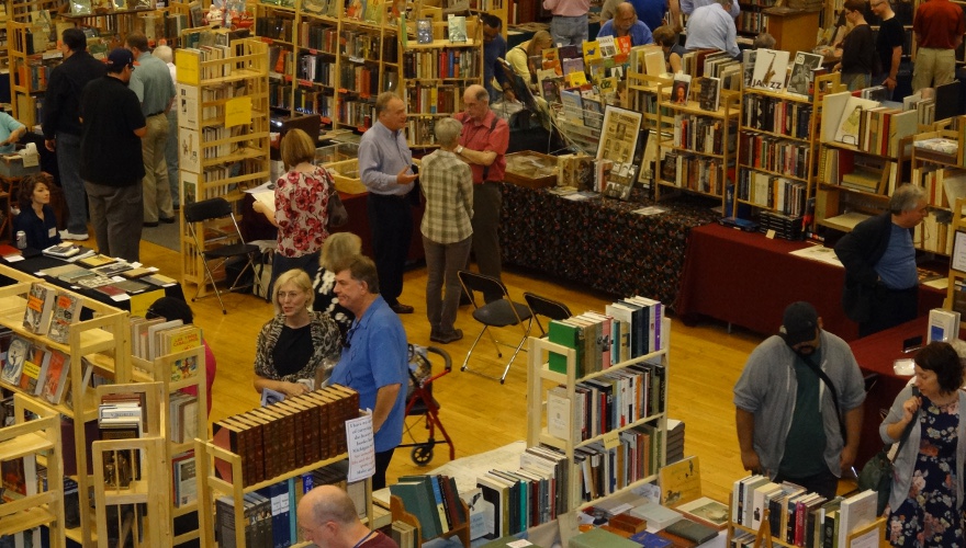 Chicago Book & Paper Fair Midwest Antiquarian Booksellers Association